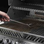 Napoleon Grillrost-Schaber für Edelstahlroste – Bild 2